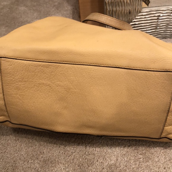 COACH PALE LEMON YELLOW LEATHER TOTE BAG - Picture 6 of 10